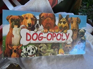Dog-opoly A Tail-Wedging Monopoly Eigentum Trading Brettspiel. Neu - Bild 1 von 2