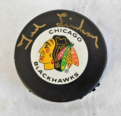 Хоккейная шайба с автографом Теда Линдсея из Chicago Blackhawks с сертификатом JSA - Изображение 1 из 3