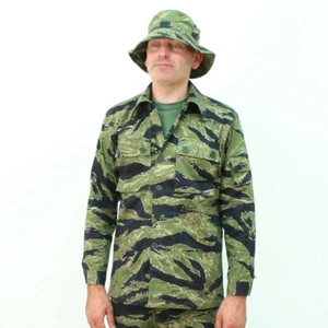 Réplica de Chaqueta de Camuflaje a Rayas de Tigre John Wayne AX076 - Imagen 1 de 6