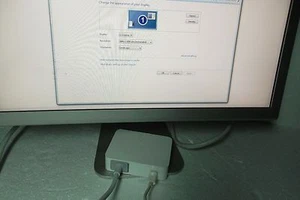 Apple 20" Aluminum DVI Cinema Display Monitor Power Adapter 65W 661-3760 A1096 - Afbeelding 1 van 10