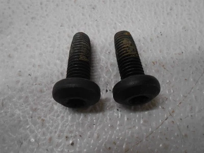 Болты водительского сиденья левые передние 2011 Cadillac CTS LH - Изображение 1 из 4