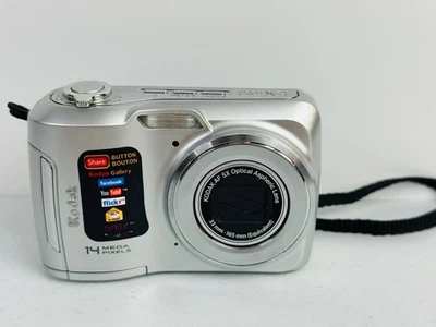 WORKING Kodak EasyShare C195 Digital Camera Silver 14 Megapixels 5x Zoom BD - Image 1 of 3