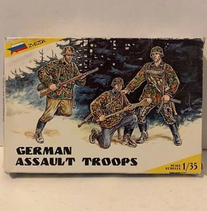 German Assault Troops 1/35 Model Zvezda - Picture 1 of 3