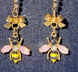 BETSEY JOHNSON YELLOW & BLACK BEE STUD CRYSTAL DANGLE EARRINGS WITH BOWS - Picture 1 of 7