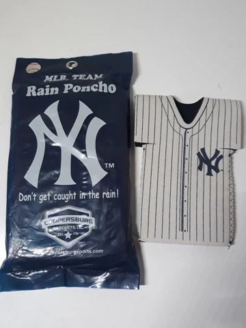 NY YANKEES MLB Team Adult Rain Poncho w Hood NEW IN PACKAGE and Koozie Cover