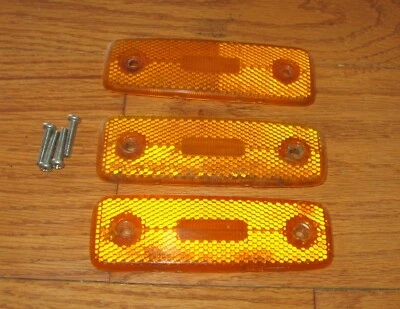 1982-85 Set 3 Toyota Celica Front Turn Signal Side Marker Light Right Left OEM - Image 1 of 3