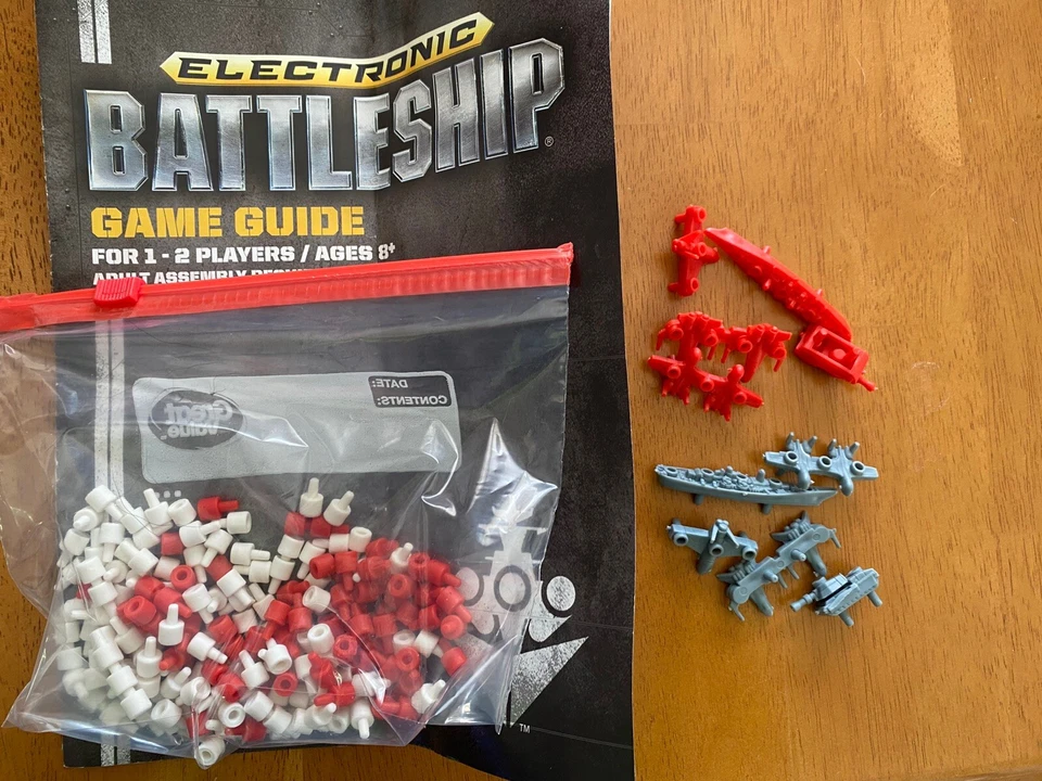 PIEZAS DE JUEGO ACORAZADO ELECTRÓNICO Y FOLLETO DE INSTRUCCIONES Foto 1 de 4