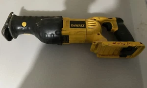 DEWALT DC305 (FC3002351) for parts - Picture 1 of 3
