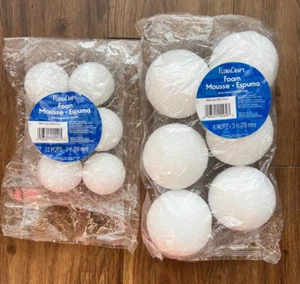 FloraCraft 6 pieces 3 in Foam Ball - White and 6 pieces 2 in - Picture 1 of 2