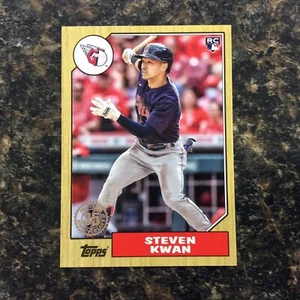 Actualización Topps 2022 87TBU-17 Steven Kwan RC Cleveland Guardians - Imagen 1 de 2