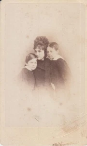Photo CDV Leontine von KHEVENHÜLLER-METSCH, Princesse von FÜRSTENBERG - 1873. - Picture 1 of 2