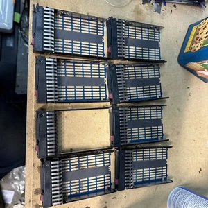 Lot of 8 HP 371593-001 2.5" Drive Bay Caddies Trays 378343-001 - Picture 1 of 1