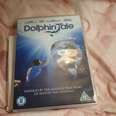Dolphin Tale (DVD, 2012) An amazing true story.  Universal.  - Image 1 of 2
