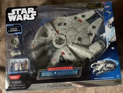 !!️LEIA Disney Star Wars Millennium Falcon Micro Galaxy Squadron edição de lançamento - Imagem 1 de 4