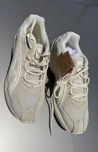 Size 12 - ASICS Gel Preleus Ivory - Picture 1 of 10