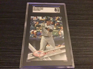 Aggiornamento Topps 2017 Aaron Judge RC #US99 SGC 8 - Foto 1 di 3