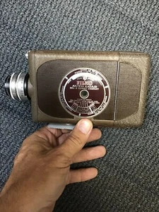 Bell & Howell Filmo Auto Load 16mm Camera - Photo 1/8