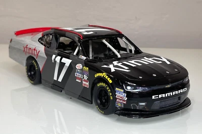 Corey LaJoie 雪佛兰 Camaro '17 Lionel NASCAR 压铸 Xfinity 1/24 — 第 1/4 张图片