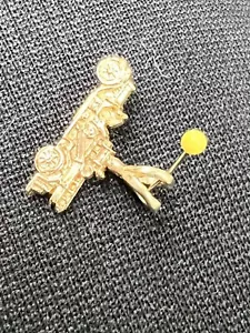 14k Yellow Gold Firetruck Pendant 2.4g Total Weight - Picture 1 of 6