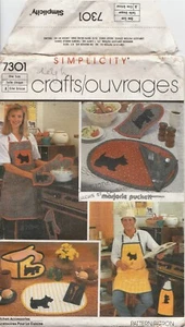 Simplicity Kitchen & Barbeque Accessories Paper Pattern - Cut & Complete 7301 - Picture 1 of 2