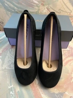 ARAVON WOMEN'S SHOES SIZE 6.5E - ABBEY BALLET FLATS - BLACK - BRAND NEW IN BOX - Image 1 of 4