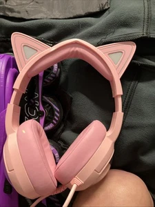 Cat Earred Head Phones - Picture 1 of 6