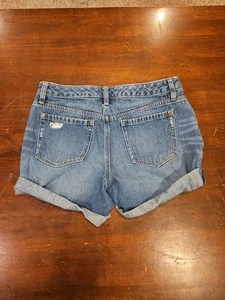 Apt 9 Damengröße 8 Medium Wash Denim Shorts mit Bündchen mittlerer Leibhöhe - Bild 1 von 3