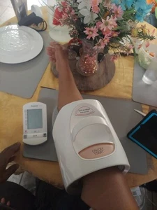 Panasonic EW3153W cuffless Upper arm blood pressure monitor & wireless display. - Picture 1 of 21
