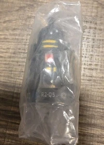 STAR WARS R2-Q5 ATTACKTIX SERIES 3 #30 BLACK BASE SUPER RARE MINT! VINTAGE - Picture 1 of 2