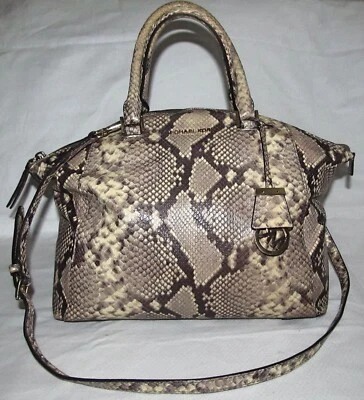 Bolso de hombro Michael Kors Riley beige pitón cuero en relieve Foto 1 de 4