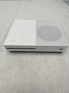 Microsoft Xbox One S Console Gaming System White 1TB 1681 Reset Free Shipping - Picture 1 of 4