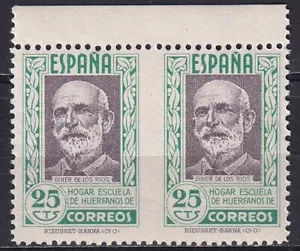 Spagna 1937 Edifil BE 14 coppia orizzontale imperforata tra i francobolli medicina - Foto 1 di 2