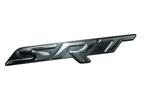 Mopar 68225698AA Srt Nameplate - Minor Cosmetic Flaws - Foto 1 di 6