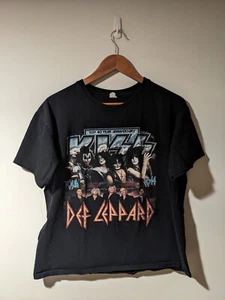 Vintage Kiss Def Leppard 2014 40th Anniversary Black Medium T-Shirt - Picture 1 of 6