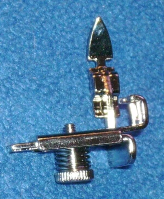 Máquina de Coser Necchi Pie Cremallera Bisagras Ajustable para Modelos VÁSTAGO BAJO Foto 1 de 4