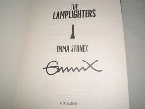 EMMA STONEX - Die Lampen SIGNIERT Hb - 2021 - LITERARISCHE FIKTION - Bild 1 von 2