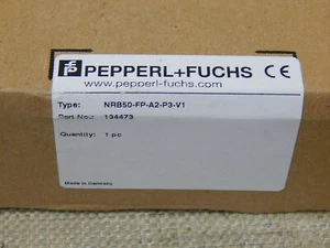 Pepperl & Fuchs Induktiver Sensor Typ NRB50-FP-A2-P3-V1 134473 New - Bild 1 von 4