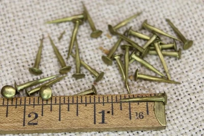 老式 5/8 英寸黄铜指甲圆顶 3/16 头 25 个图钉超薄椭圆形独木舟 1940 复古 — 第 1/4 张图片