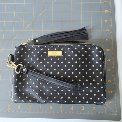 Muñequera Jones New York Signature negra a lunares con cargador de batería Foto 1 de 4