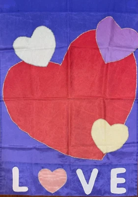 AMOR - CORAZONES - FEBRERO Bandera Casa Grande 38x27 Poliéster Bordado Púrpura/Rojo Foto 1 de 3