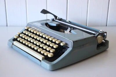 HELVETIA - LEMAIR - Blue Typewriter + Case ***** WORKING ***** - Image 1 of 4