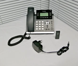 téléphone yealink model SIP-T41 + DD10K - Photo 1/8