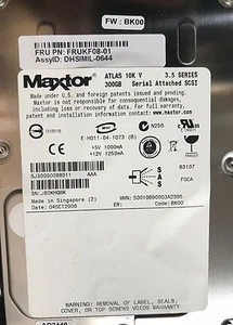 Lecteur de disque SCSI Maxtor 300 Go 8J300S0088011 - Photo 1/1