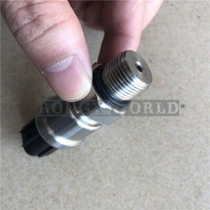 1PCS Pressure Sensor Switch LC52S00015P1 for Kobelco SK200-8 Excavator - Picture 1 of 1