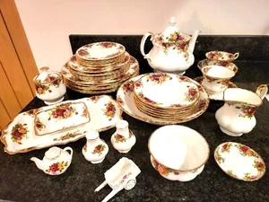 Royal Albert Old Country Roses disponibles individualmente. Ex Display, Fabuloso Estado - Imagen 1 de 78