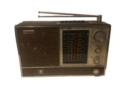 Radio electrónica vintage Ross AM/FM/SW/PSB/AIR/LW/MW modelo RE-1957 RARA Foto 1 de 4