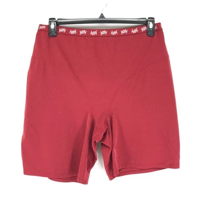Short feminino Yitty by Lizzo modelador cintura alta plus 4X cintilante Merlot - Imagem 1 de 4