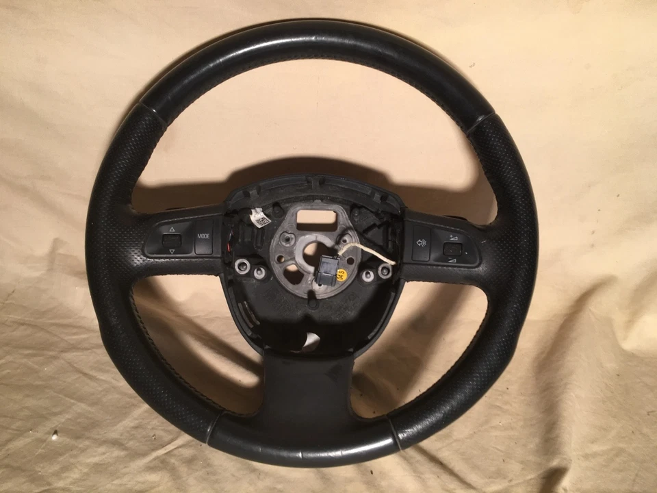 Руль 2006–2008 Audi A4 черный кожаный с 3 спицами от оригинального производителя Q7 RS4 S4 - Изображение 1 из 4