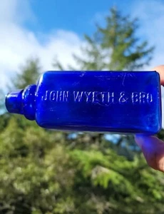 Deep Cobalt John Wyeth Eye Cup Bottles - Picture 1 of 22
