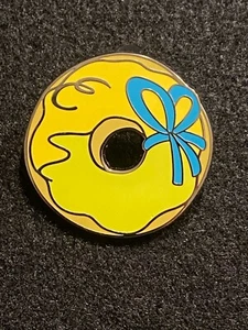 Disney Pin Traders Mystery Donut Pin - Tinker Bell - Picture 1 of 2